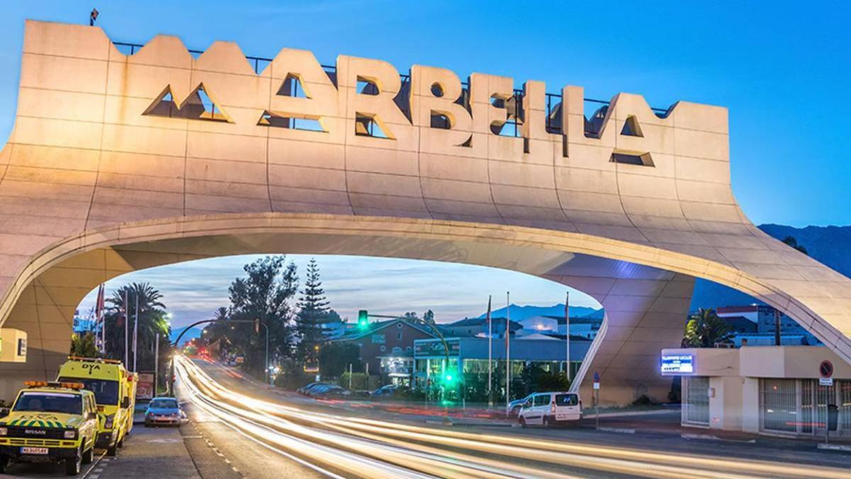 Oleholidays 226 Romana Playa Primera Linea De Mar Marbella Exteriör bild